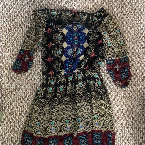 Dress - Picture 1 of 3